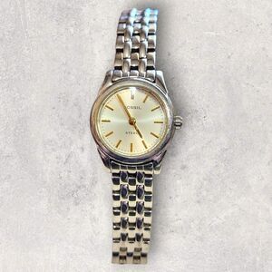 Fossil FS-2535 Women’s Bracelet Watch 23mm Silver-Tone Vintage Style Untested